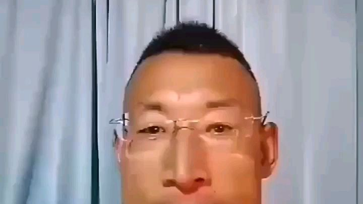 辽宁朝阳冬泳怪鸽原版视频(带字幕)